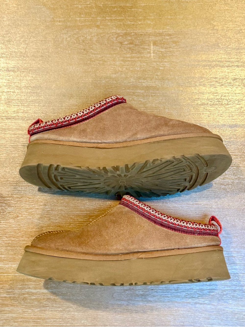 UGG Women’s Taz II Platform Slipper Chestnut Suede Shearling Lined Sz 9 - Picture 5 of 9